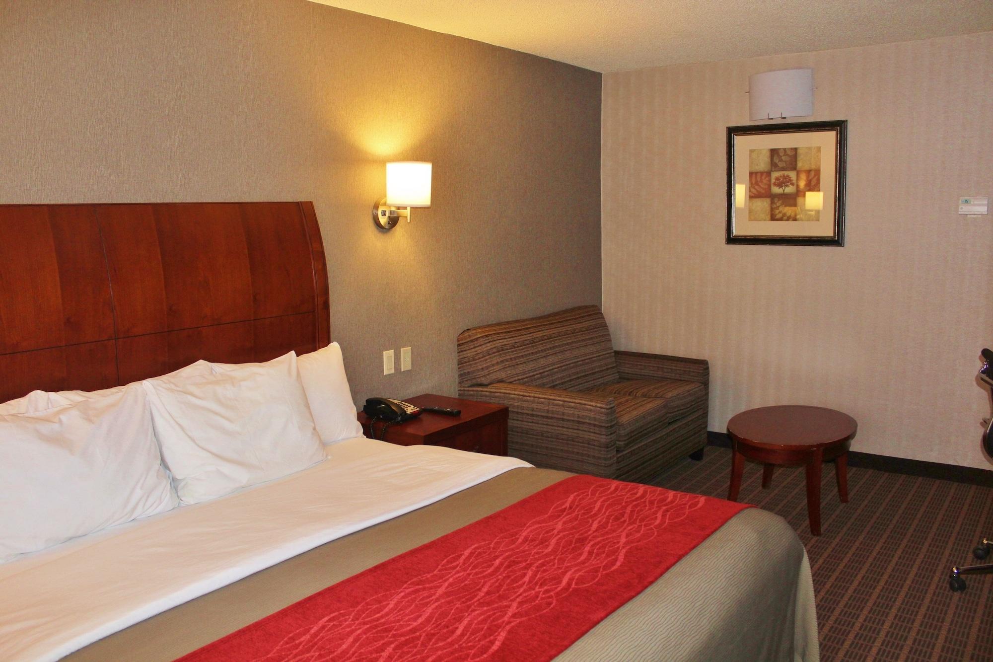 מערב ספרינגפילד Comfort Inn & Suites מראה חיצוני תמונה